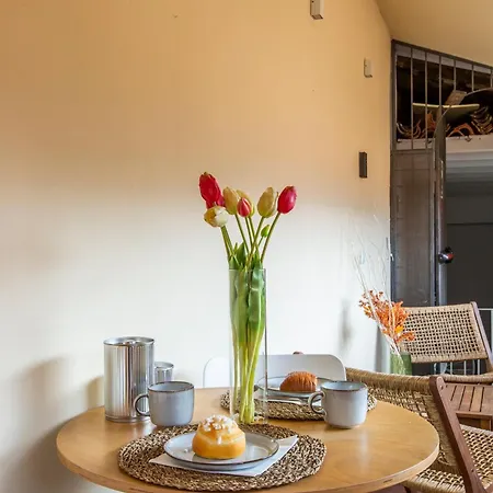 Cozy Three-room In The Heart Of Como, 100 Meters From The Апартаменты